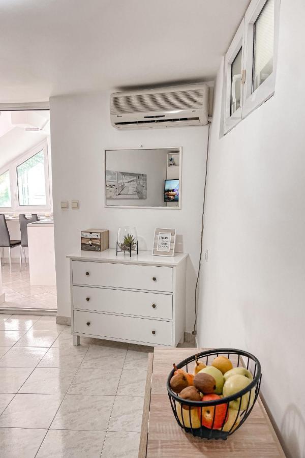 Al Mare Daire Igalo Dış mekan fotoğraf