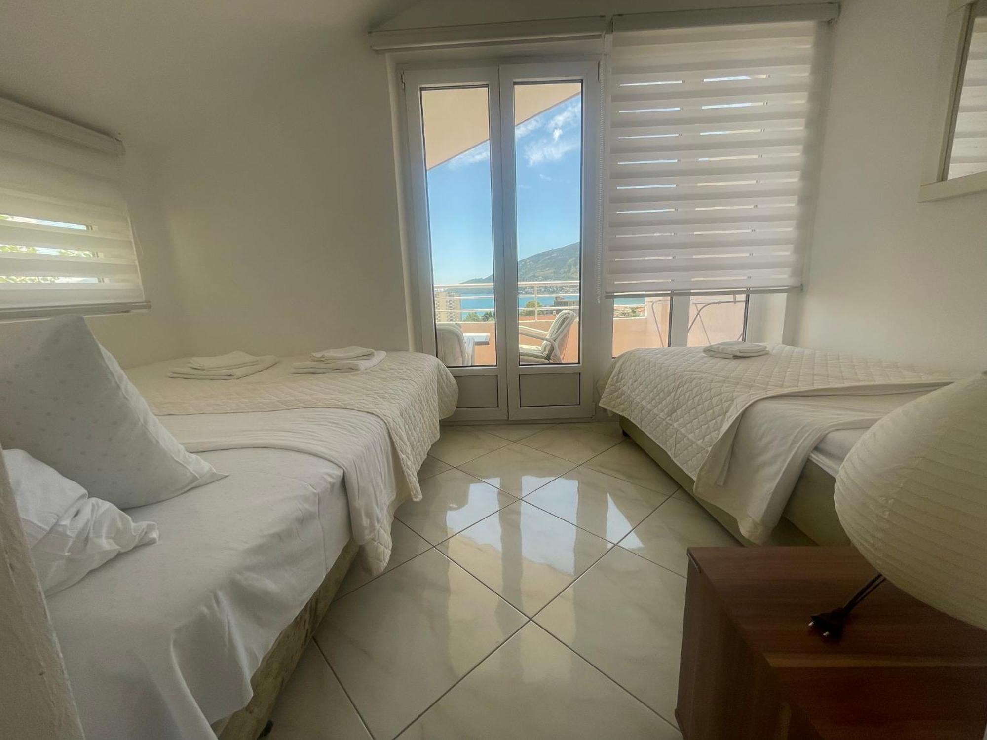 Al Mare Daire Igalo Dış mekan fotoğraf